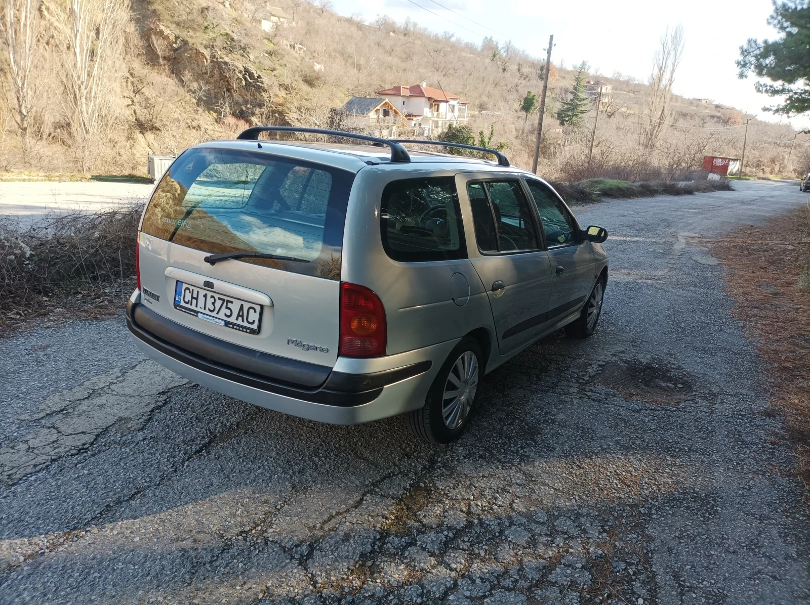 Renault Megane 1.6 16v LPG - изображение 4