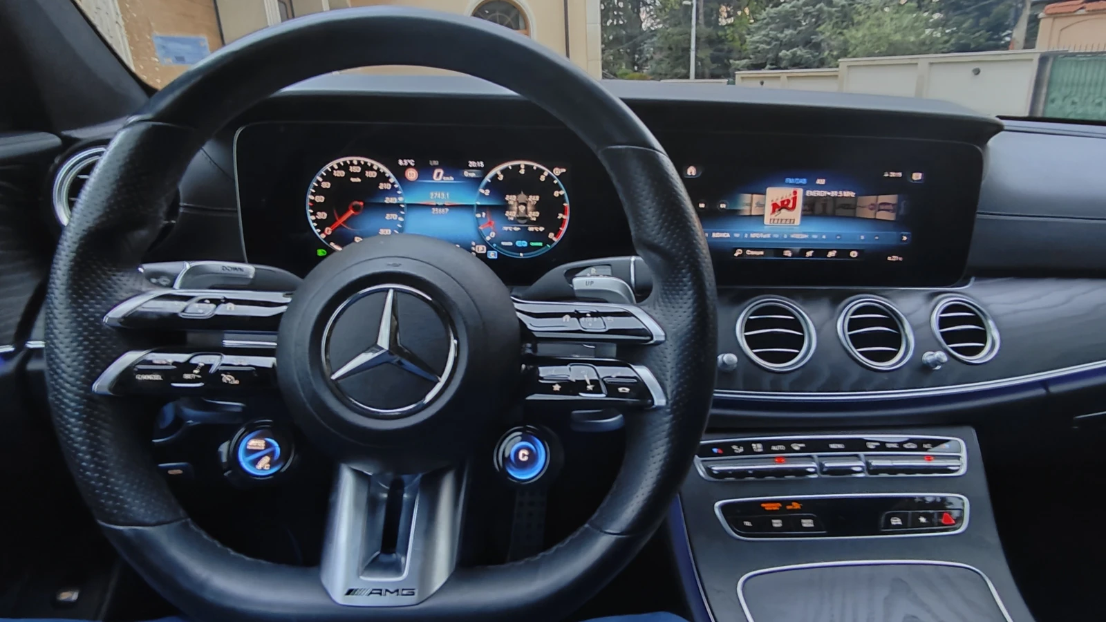 Mercedes-Benz E 53 AMG 4Matic, Airmatic, снимка 7 - Автомобили и джипове - 53145110
