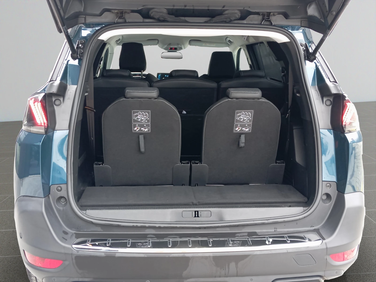 Peugeot 5008 New Line Up ALLURE PACK 1.5 BlueHDi 130 S&S EAT8  | Mobile.bg � ����������� 13