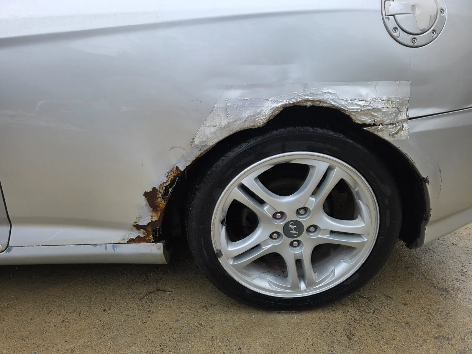 Hyundai Coupe 2.7 V6 Automatic LPG, снимка 10 - Автомобили и джипове - 53642410