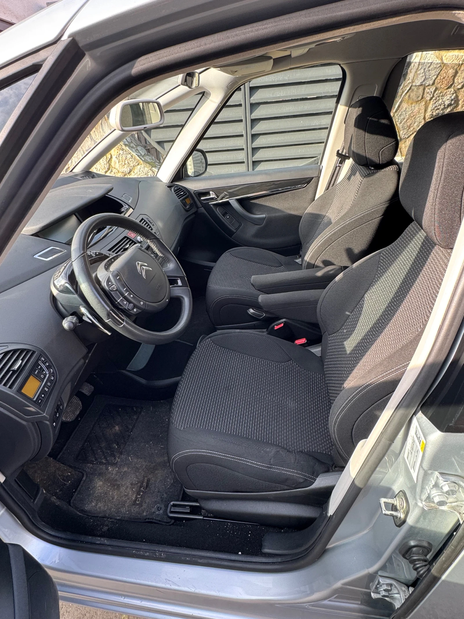 Citroen C4 Picasso 1.6 e-hdi автомат  - изображение 10