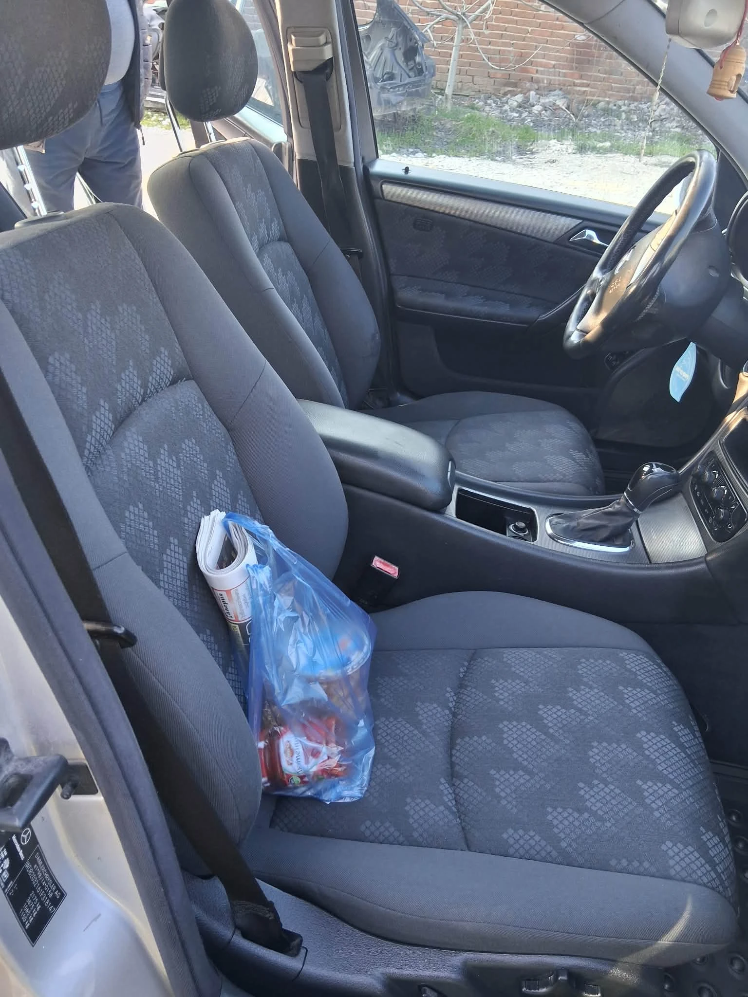 Mercedes-Benz C 270, снимка 10 - Автомобили и джипове - 53718208