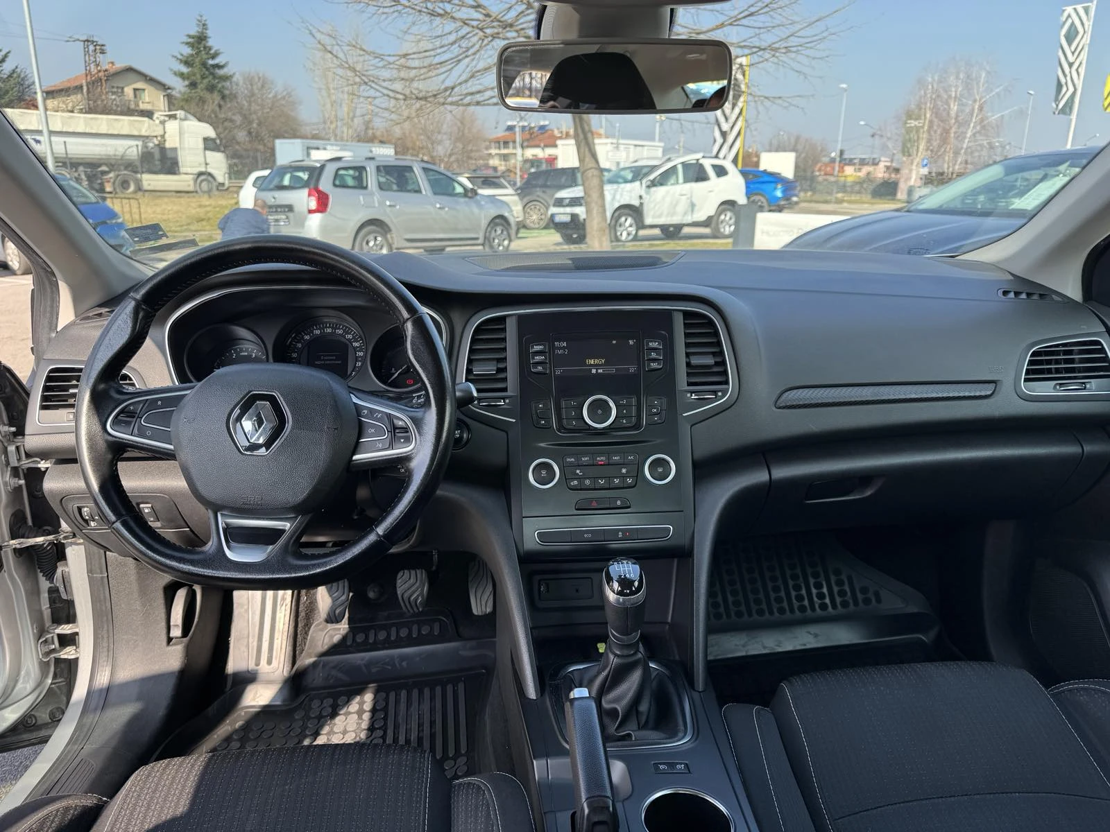 Renault Megane 1.5DCI, снимка 14 - Автомобили и джипове - 53736497