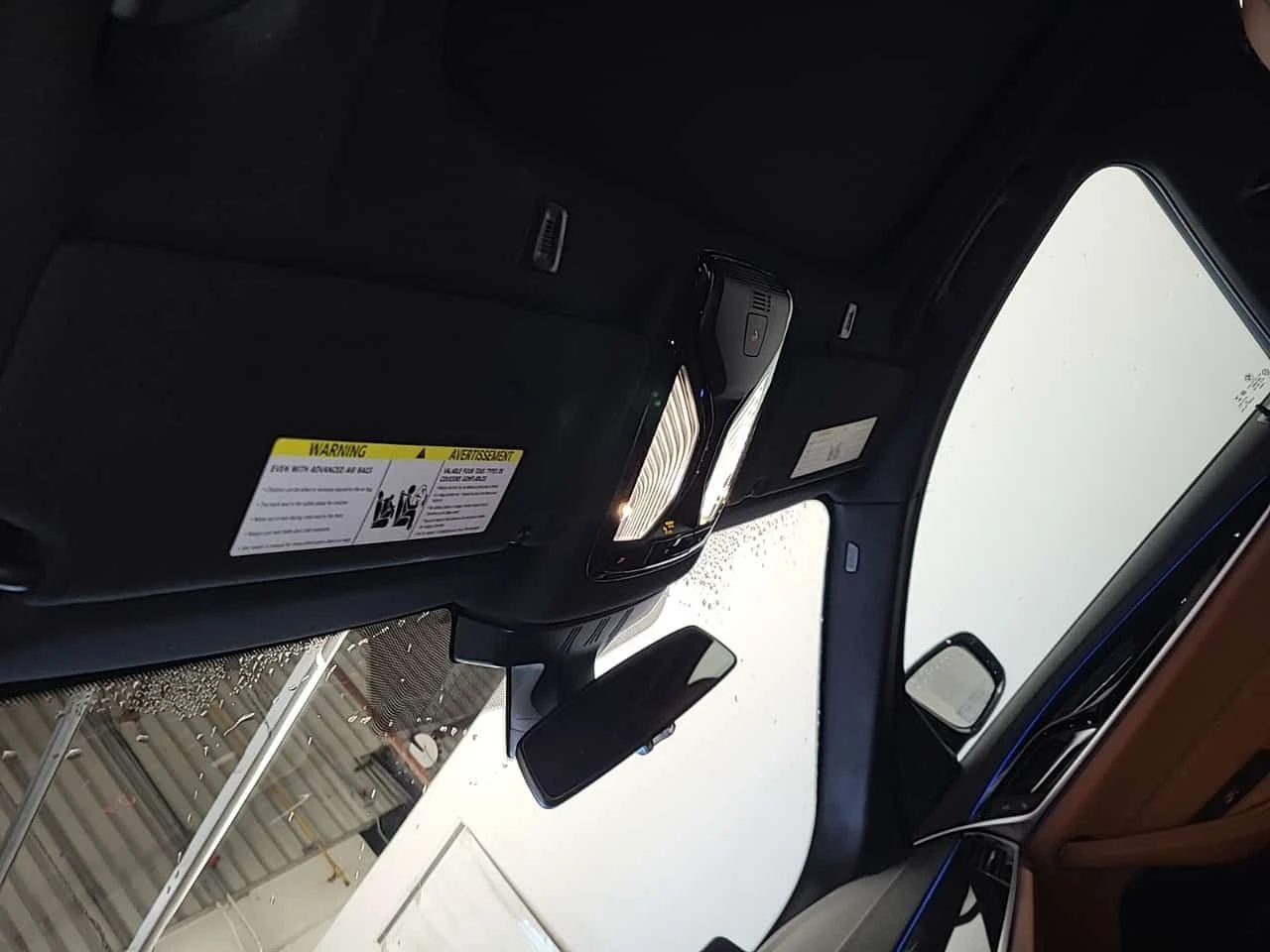 BMW 530E XDRIVE  CARFAX, снимка 13 - Автомобили и джипове - 53855414