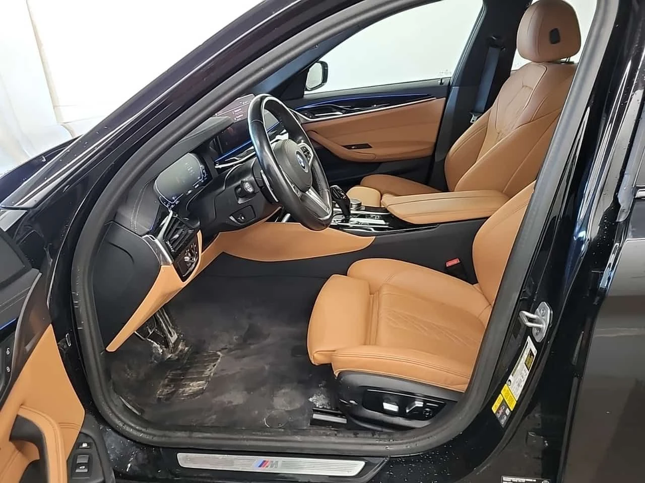 BMW 530E XDRIVE  CARFAX, снимка 5 - Автомобили и джипове - 53855414