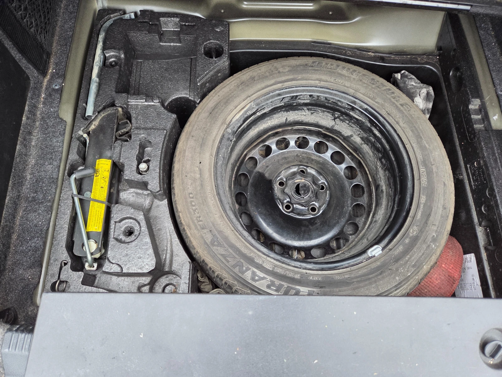 VW Passat, снимка 10 - Автомобили и джипове - 55017336