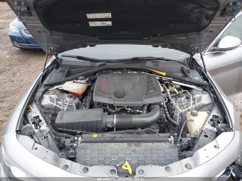 Alfa Romeo Giulia 2.0l Ti Awd, снимка 10 - Автомобили и джипове - 54197675