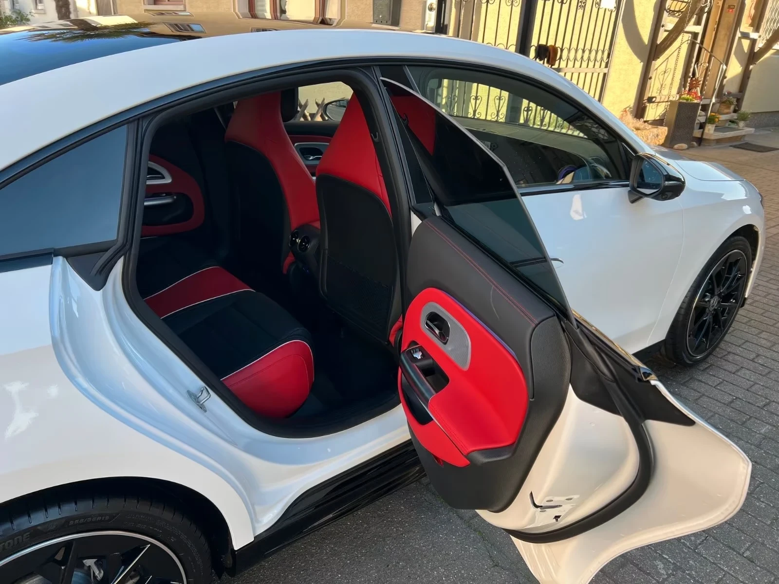 Mercedes-Benz CLA 250 + Advanced Plus Night Dr MultiB DIST 360 W/P PANO  | Mobile.bg � ����������� 16