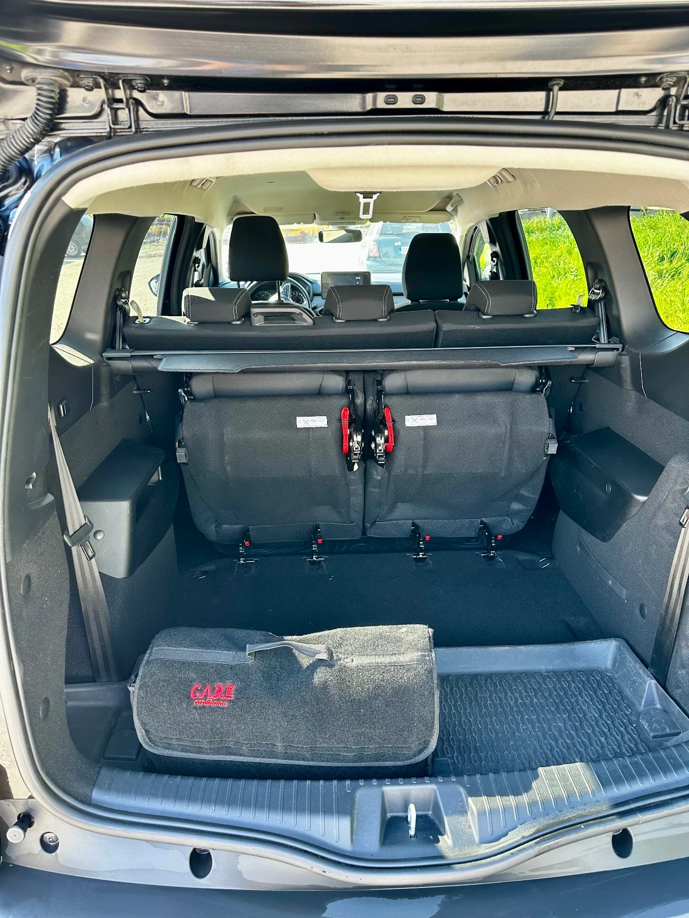 Dacia Jogger LPG, 6+ 1, снимка 16 - Автомобили и джипове - 54388366