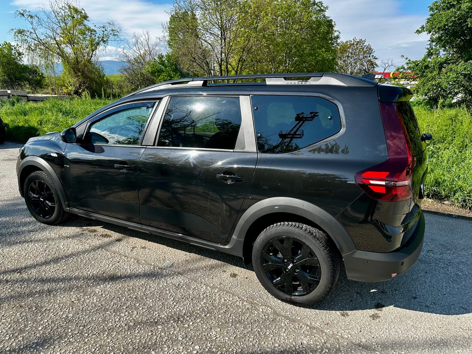 Dacia Jogger LPG, 6+ 1, снимка 8 - Автомобили и джипове - 54388366