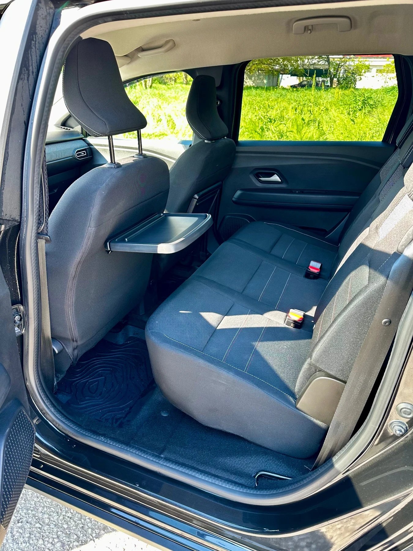 Dacia Jogger LPG, 6+ 1, снимка 5 - Автомобили и джипове - 54388366