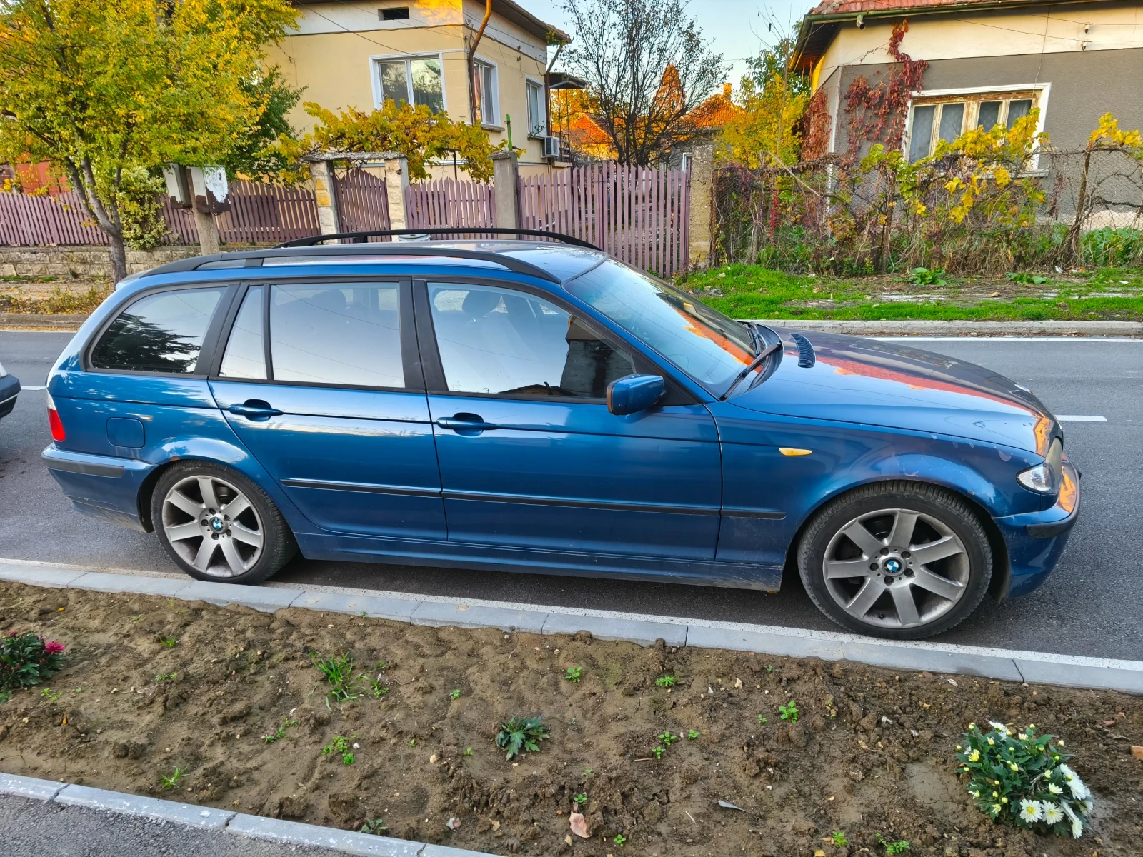 BMW 320, снимка 7 - Автомобили и джипове - 54429303