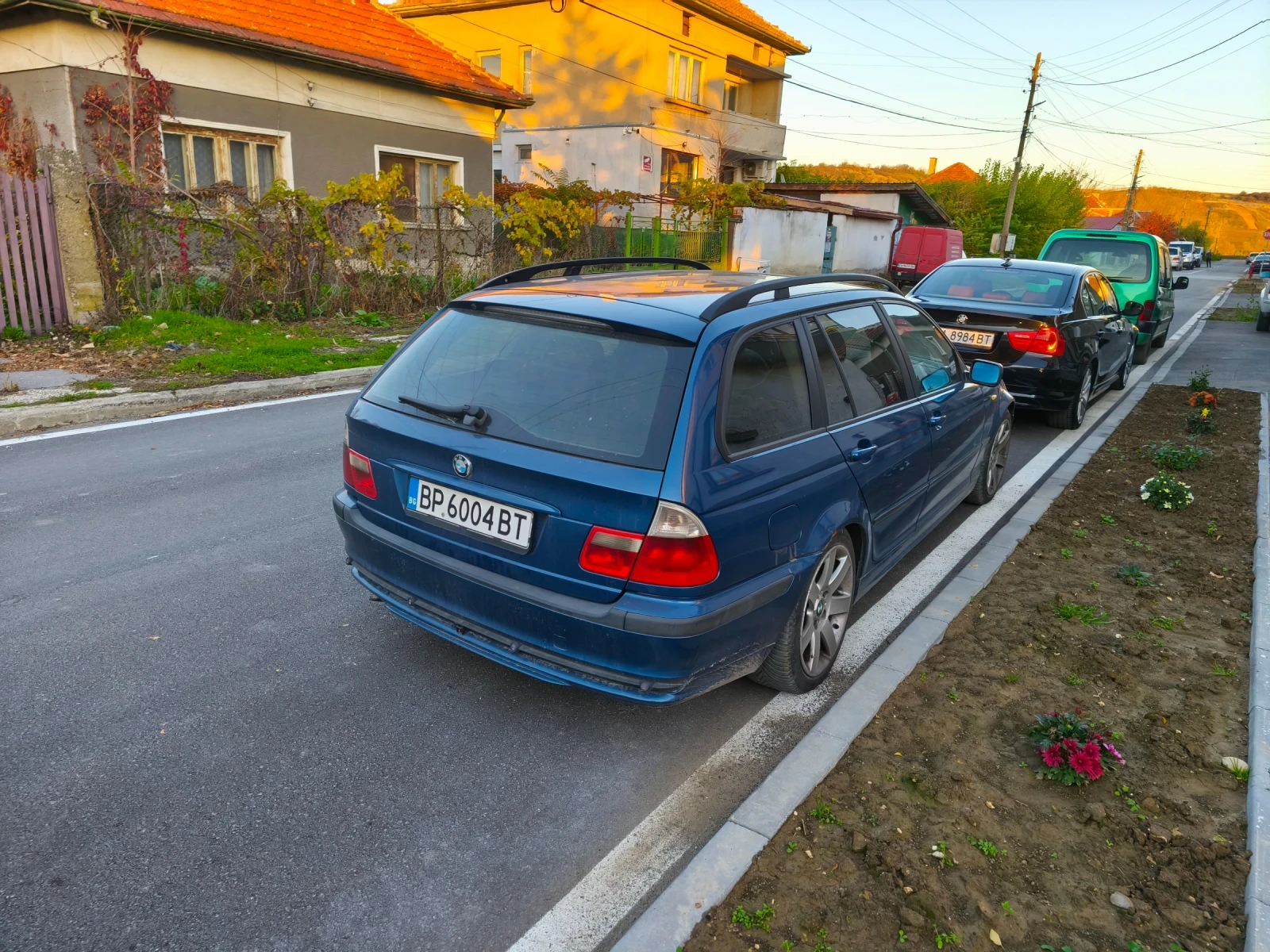 BMW 320, снимка 6 - Автомобили и джипове - 54429303
