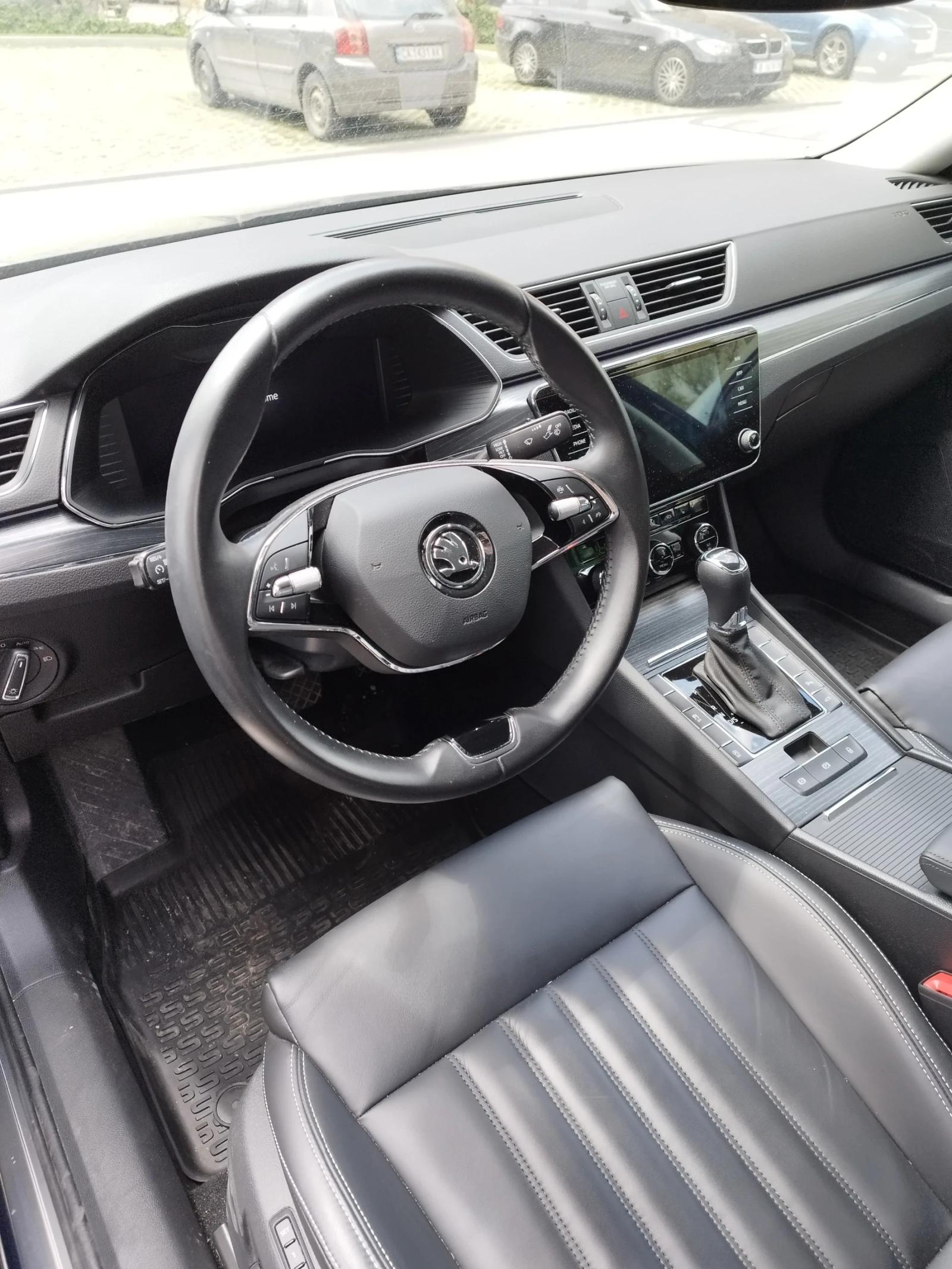 Skoda Superb, снимка 7 - Автомобили и джипове - 54492235