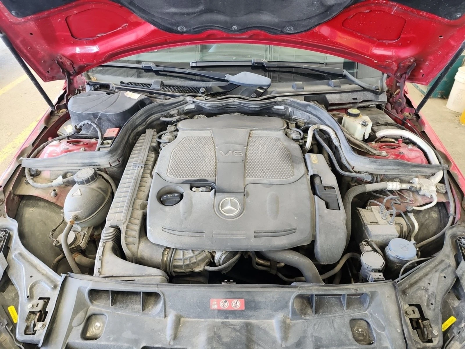 Mercedes-Benz C 350 4matic* AвтоКредит * (ЦЕНА ДО БГ), снимка 10 - Автомобили и джипове - 54542141