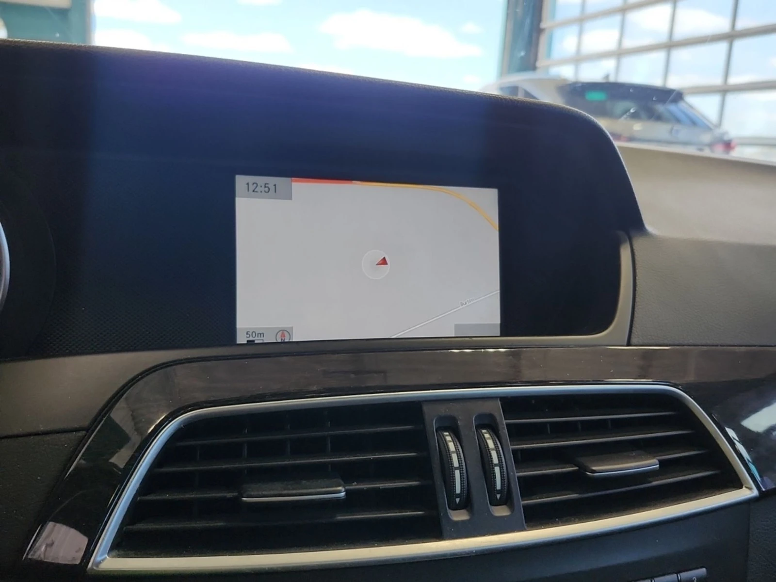 Mercedes-Benz C 350 4matic* AвтоКредит * (ЦЕНА ДО БГ), снимка 8 - Автомобили и джипове - 54542141