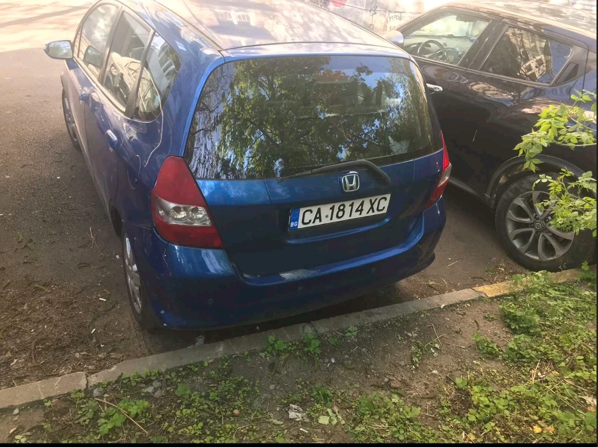 Honda Jazz 83 кс, снимка 9 - Автомобили и джипове - 54645366