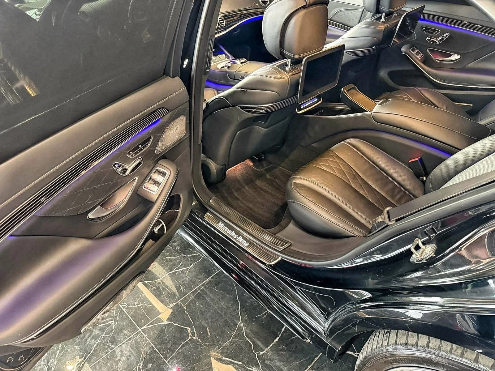 Mercedes-Benz S 560 LONG | 4MATIC | BRABUS optic , снимка 13 - Автомобили и джипове - 54649438