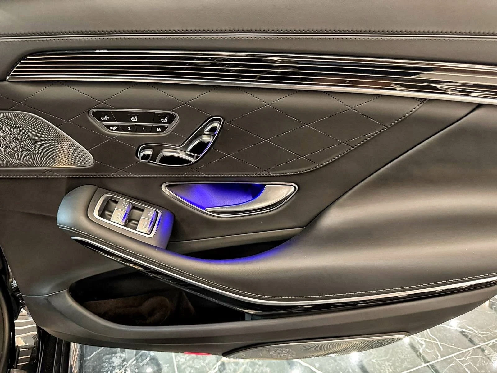 Mercedes-Benz S 560 LONG | 4MATIC | BRABUS optic , снимка 11 - Автомобили и джипове - 54649438
