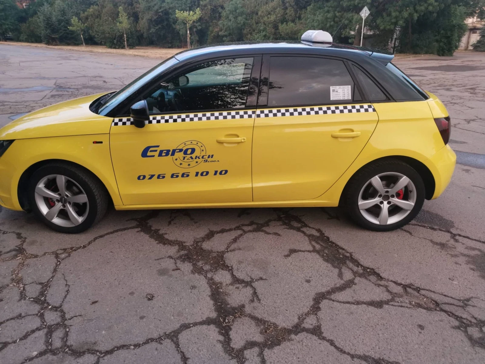 Audi A1 1.2, снимка 4 - Автомобили и джипове - 55185689