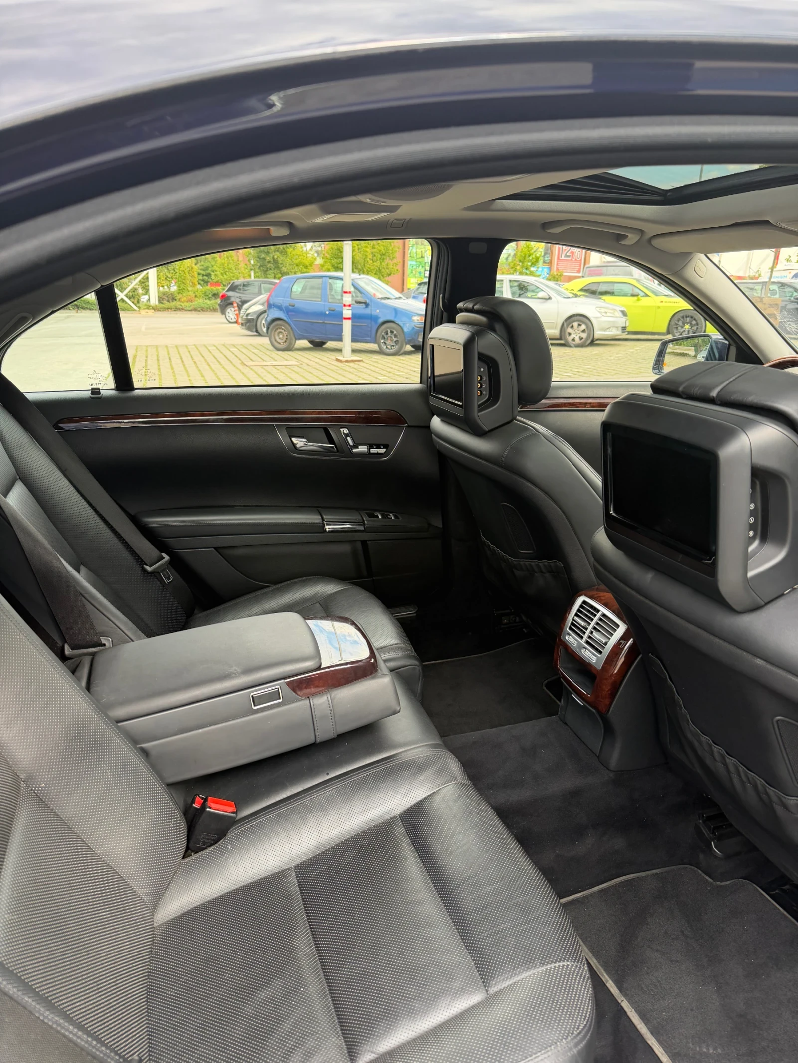 Mercedes-Benz S 450 Бензин Газ, снимка 7 - Автомобили и джипове - 55398335