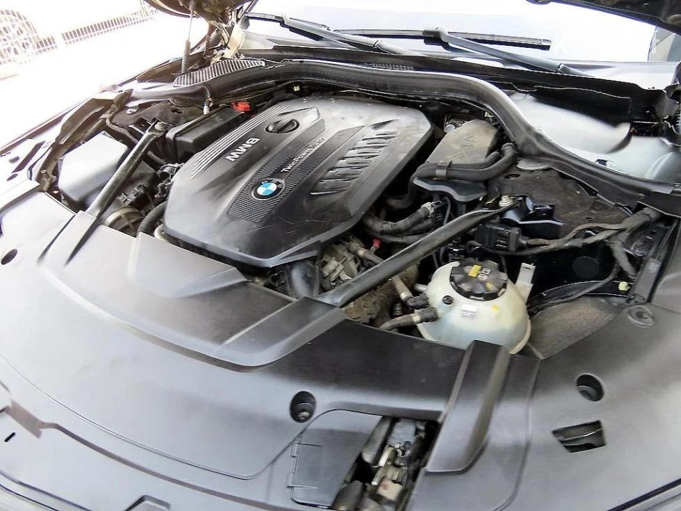 BMW 740 XDRIVE M SPORT HEAD UP PANORAMA 360CAM FULL, снимка 5 - Автомобили и джипове - 55481493