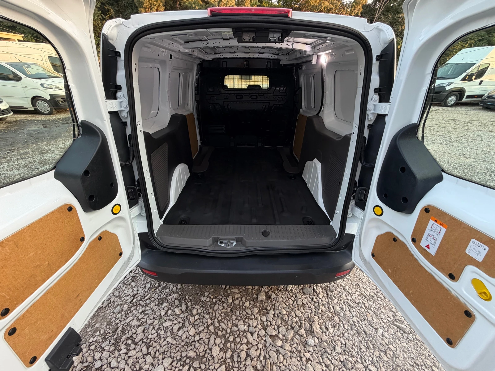 Ford Connect 1.5TDCI* MAXI* TOP* 20.08.2020* EVRO6 | Mobile.bg � ����������� 7