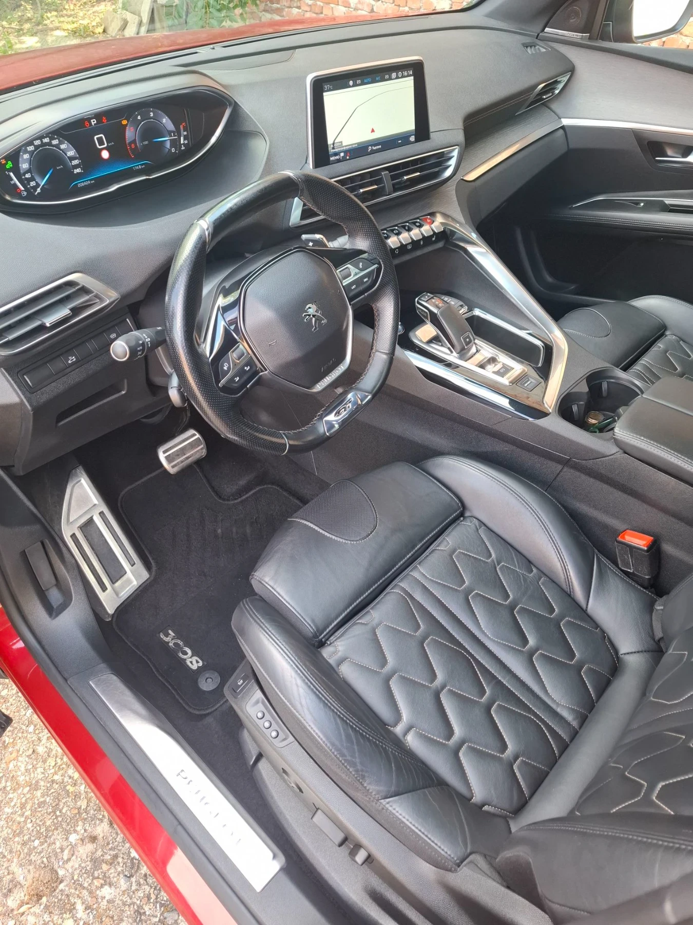 Peugeot 3008 2000 Дизел / EAT  8 , снимка 6 - Автомобили и джипове - 55627992
