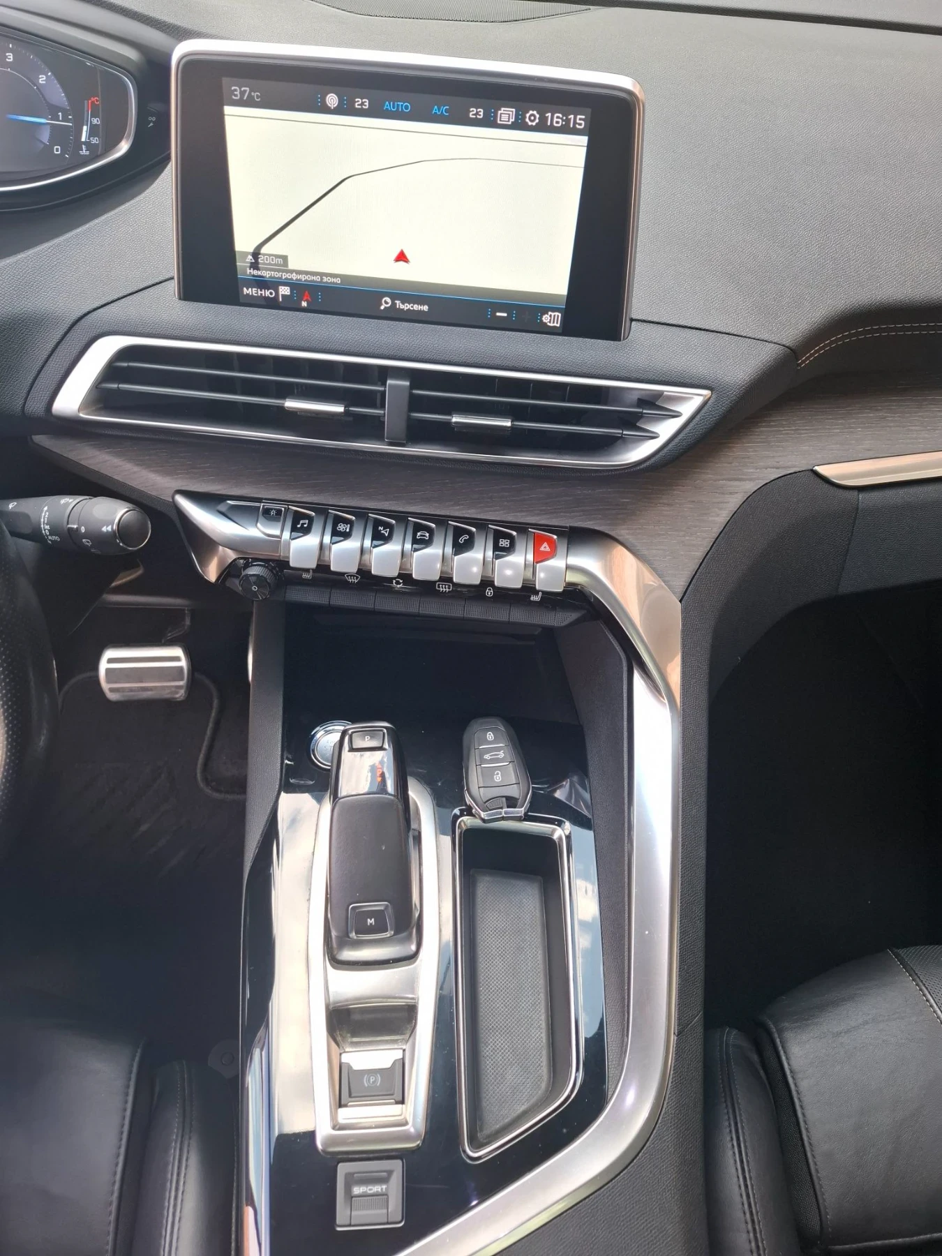 Peugeot 3008 2000 Дизел / EAT  8 , снимка 7 - Автомобили и джипове - 55627992