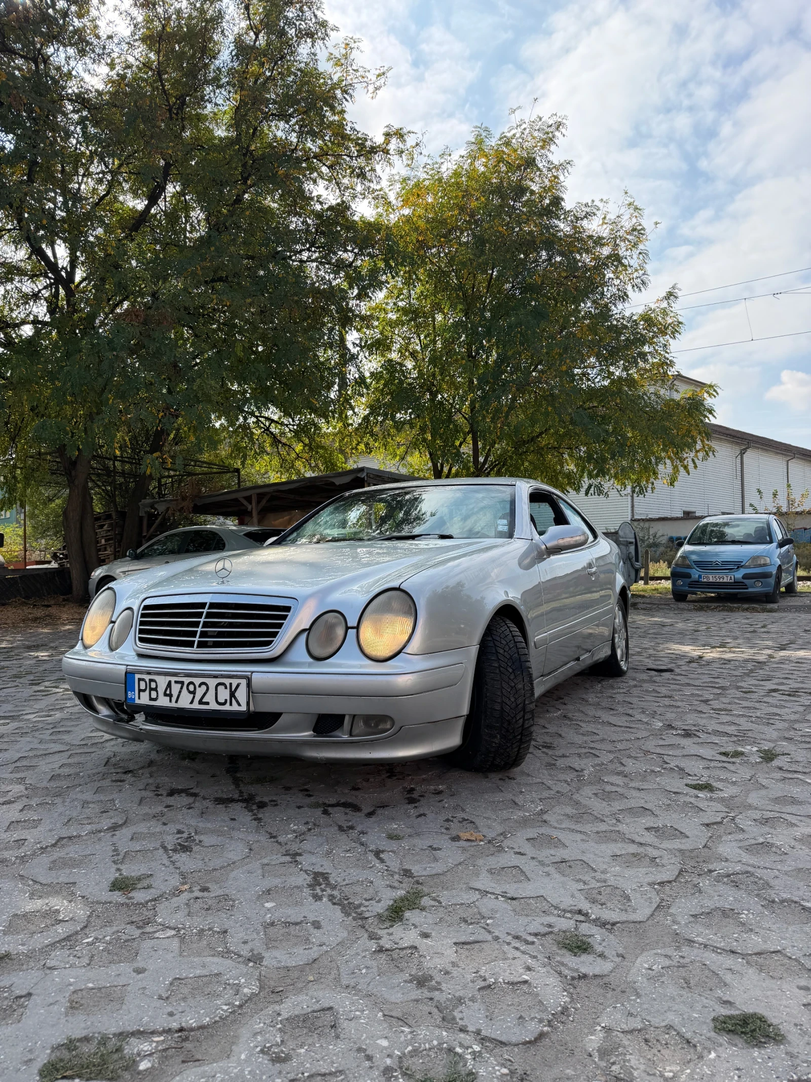 Mercedes-Benz CLK 230 Compressor, снимка 2 - Автомобили и джипове - 56665183