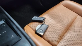 Lexus UX 250h * KEYLESS* ШИБИДАХ* КОЖА* ПОДГРЕВ* КАМЕРИ*  - 19670 € / 38471.18 лв. - 14807142 13