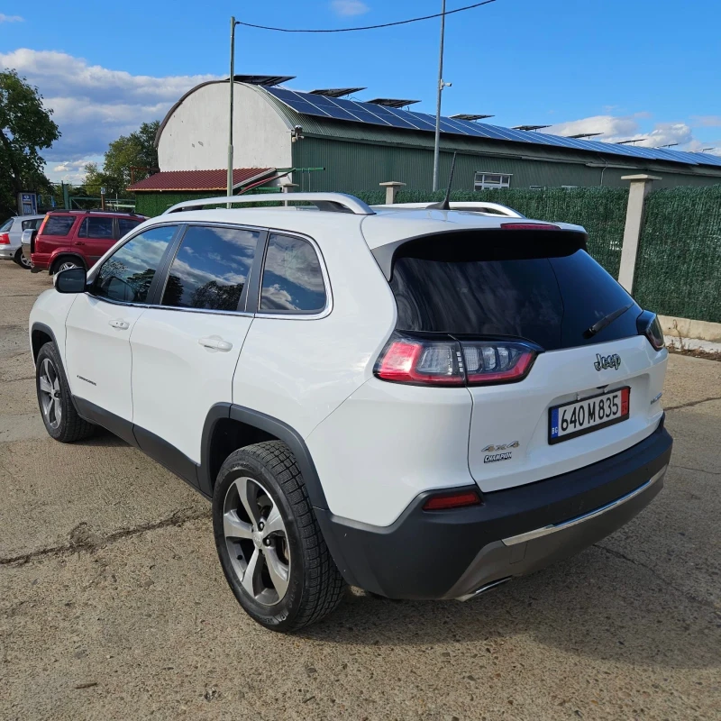 Jeep Cherokee 3.2 V6 9ZF Limited 272k.c., снимка 6 - Автомобили и джипове - 47358386