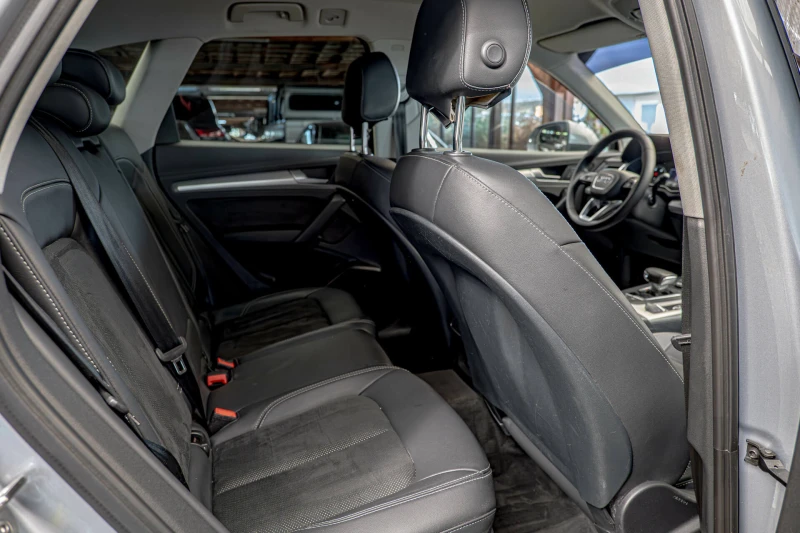 Audi Q5 2.0TDI/Quattro/Sline/Камера/, снимка 8 - Автомобили и джипове - 50415717