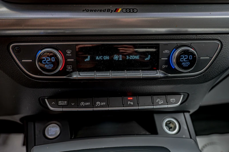 Audi Q5 2.0TDI/Quattro/Sline/Камера/, снимка 10 - Автомобили и джипове - 50415717