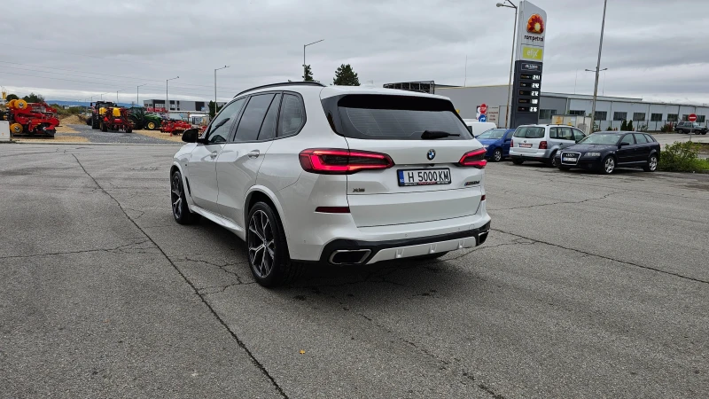 BMW X5 D M50 x-Drive Msport, снимка 3 - Автомобили и джипове - 51940042
