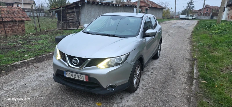 Nissan Qashqai 1.5dci, снимка 5 - Автомобили и джипове - 53026164