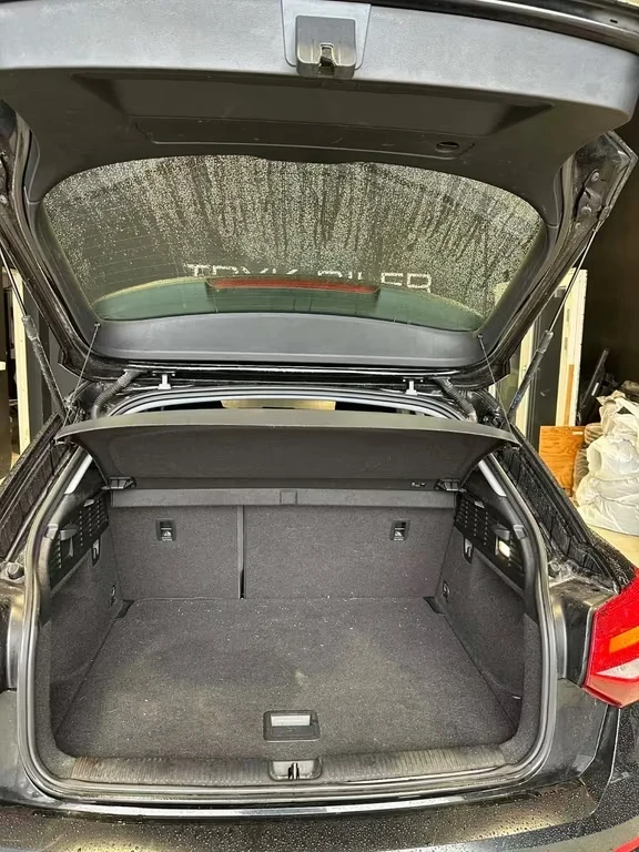 Audi Q2 35TFSI Sport Aut. 150ps DK - изображение 9