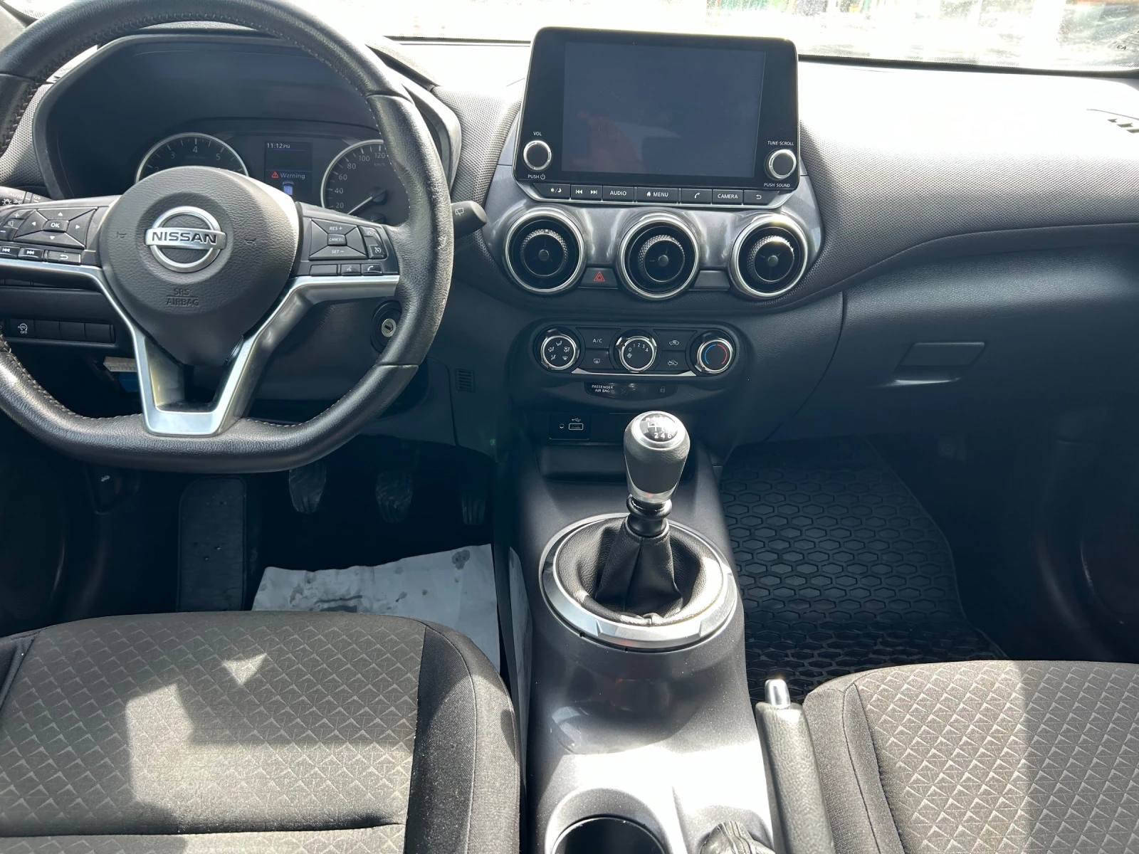 Nissan Juke 1.0 DIG-T VISIA - изображение 7