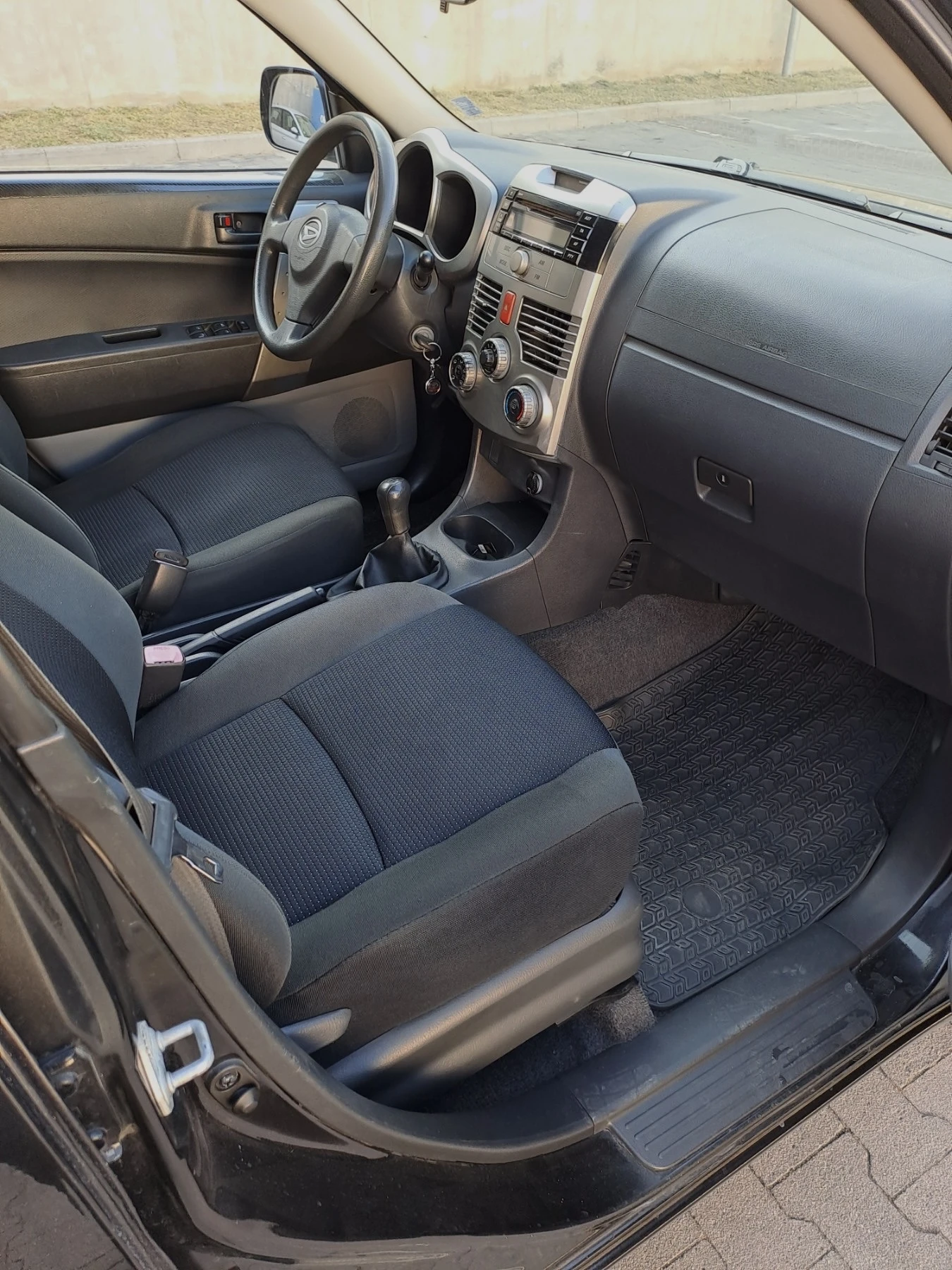 Daihatsu Terios 1.3 бензин - изображение 8