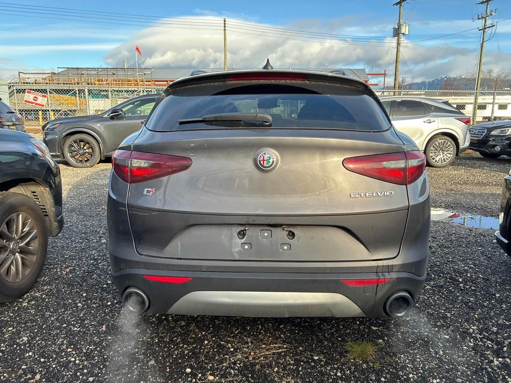 Alfa Romeo Stelvio * Ti Sport * CARFAX * ФИНАНСИРАНЕ* КЛИП - изображение 4