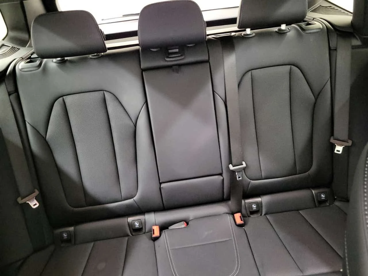 BMW X3 xDrive30i | PANO | LED | KEYLESS | ПОДГРЕВИ| CARFA, снимка 12 - Автомобили и джипове - 53740532