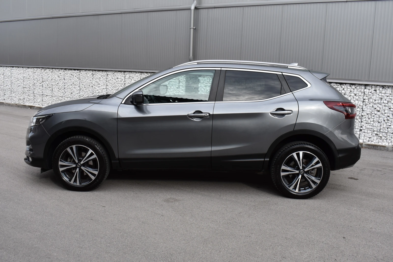 Nissan Qashqai 1.7DCI/150kc= TEKNA= 66000km= 4x4/LOCK= КАТО НОВ!!, снимка 2 - Автомобили и джипове - 53978456