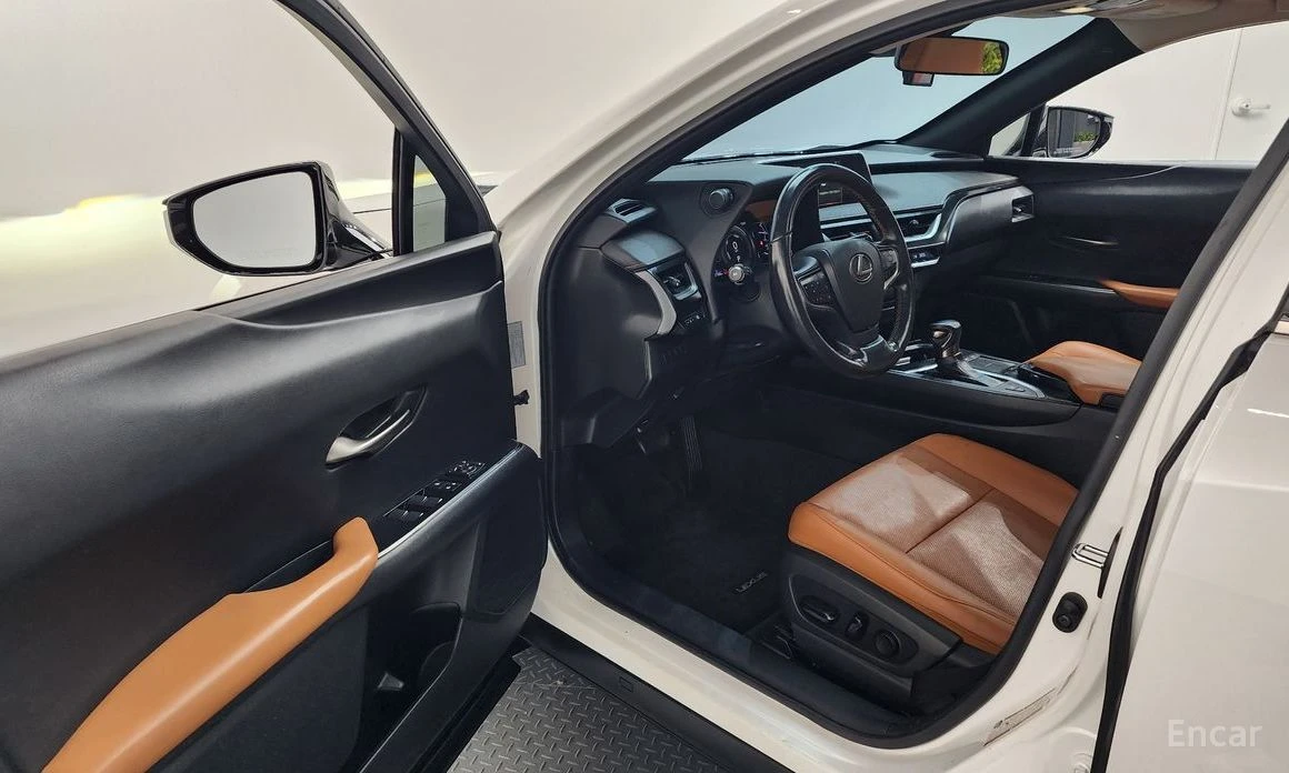 Lexus UX 250h * KEYLESS* �������* ����* �������* ������*  | Mobile.bg � ����������� 8