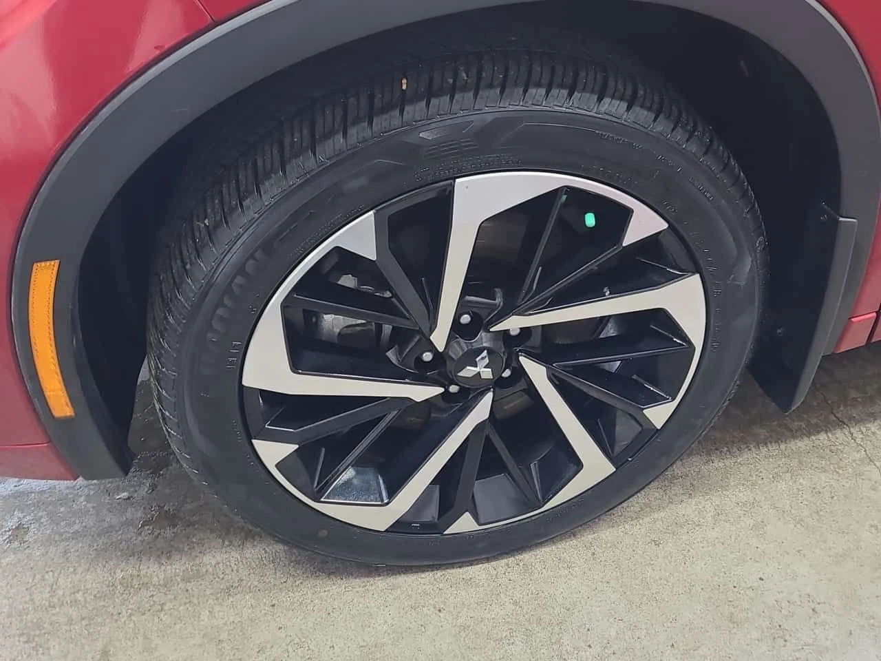 Mitsubishi Outlander PHEV GT| 360CAM| PANO| 2 KЛЮЧА| 7 МЕСТЕН| , снимка 5 - Автомобили и джипове - 54777104