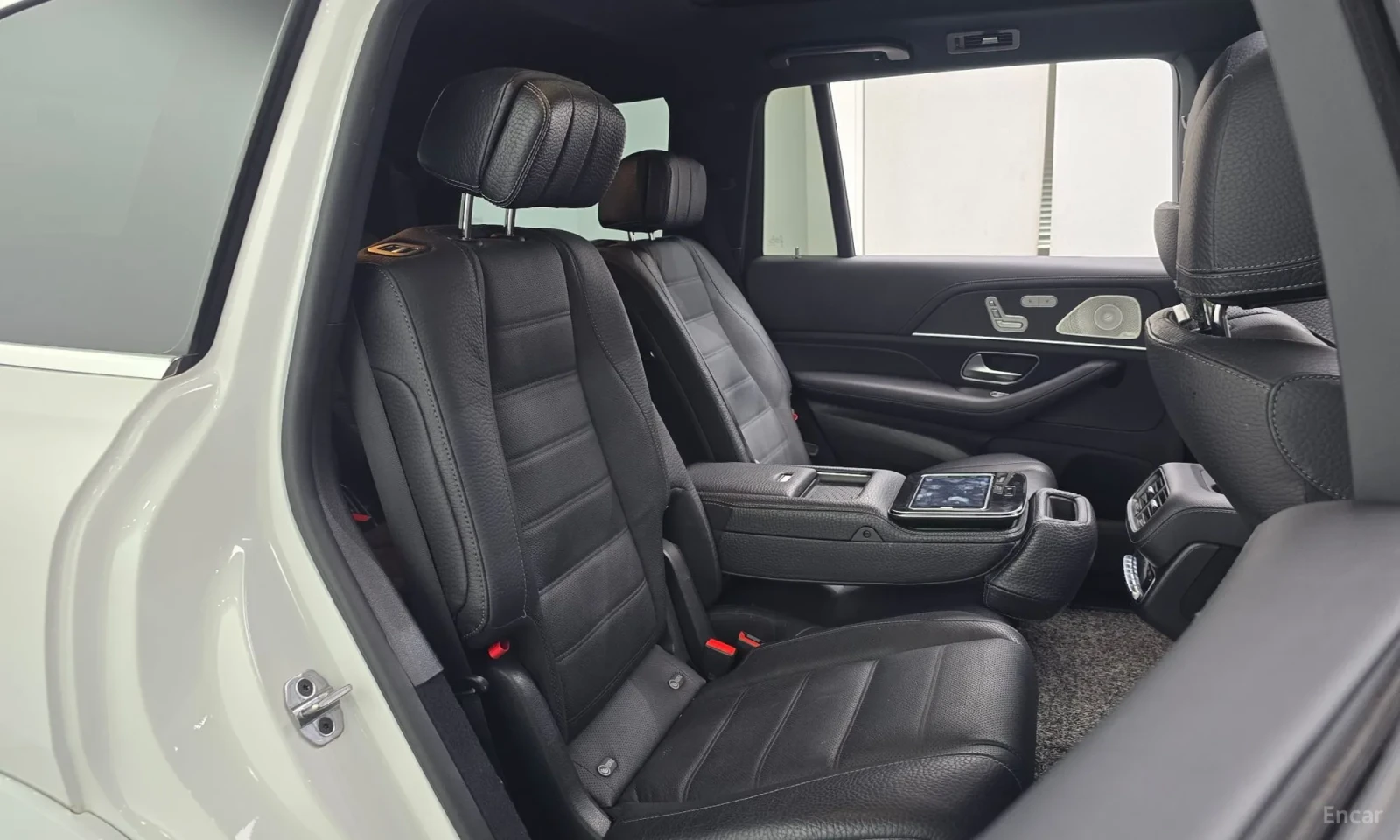 Mercedes-Benz GLS 400, снимка 11 - Автомобили и джипове - 55197007