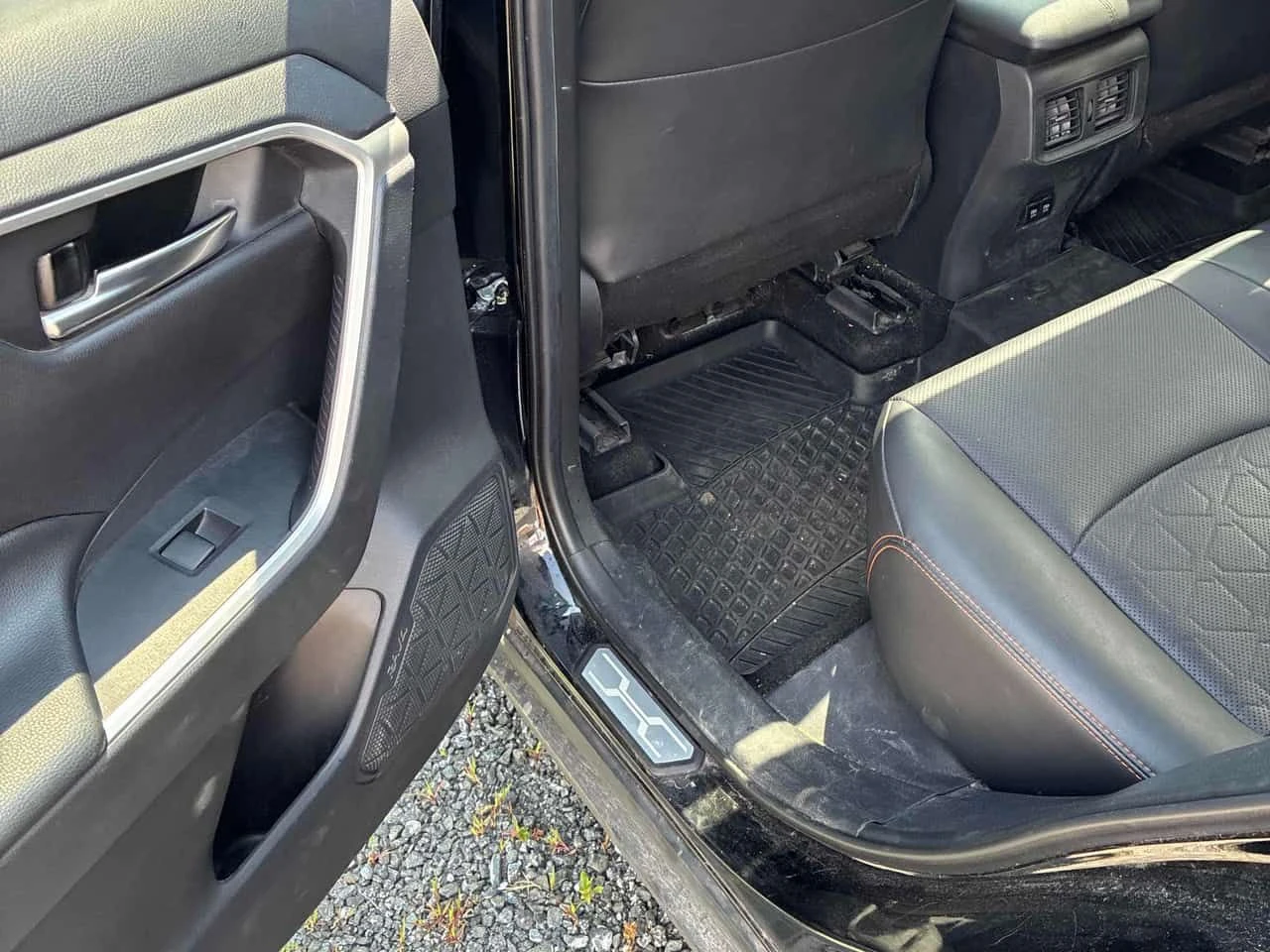 Toyota Rav4 * Trail * АВТОКРЕДИТ БЕЗ ПЪРВОНАЧАЛНА ВНОСКА, снимка 12 - Автомобили и джипове - 55529561