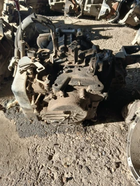 Скорости Автоматични Hundai Tucson 2006г, снимка 3