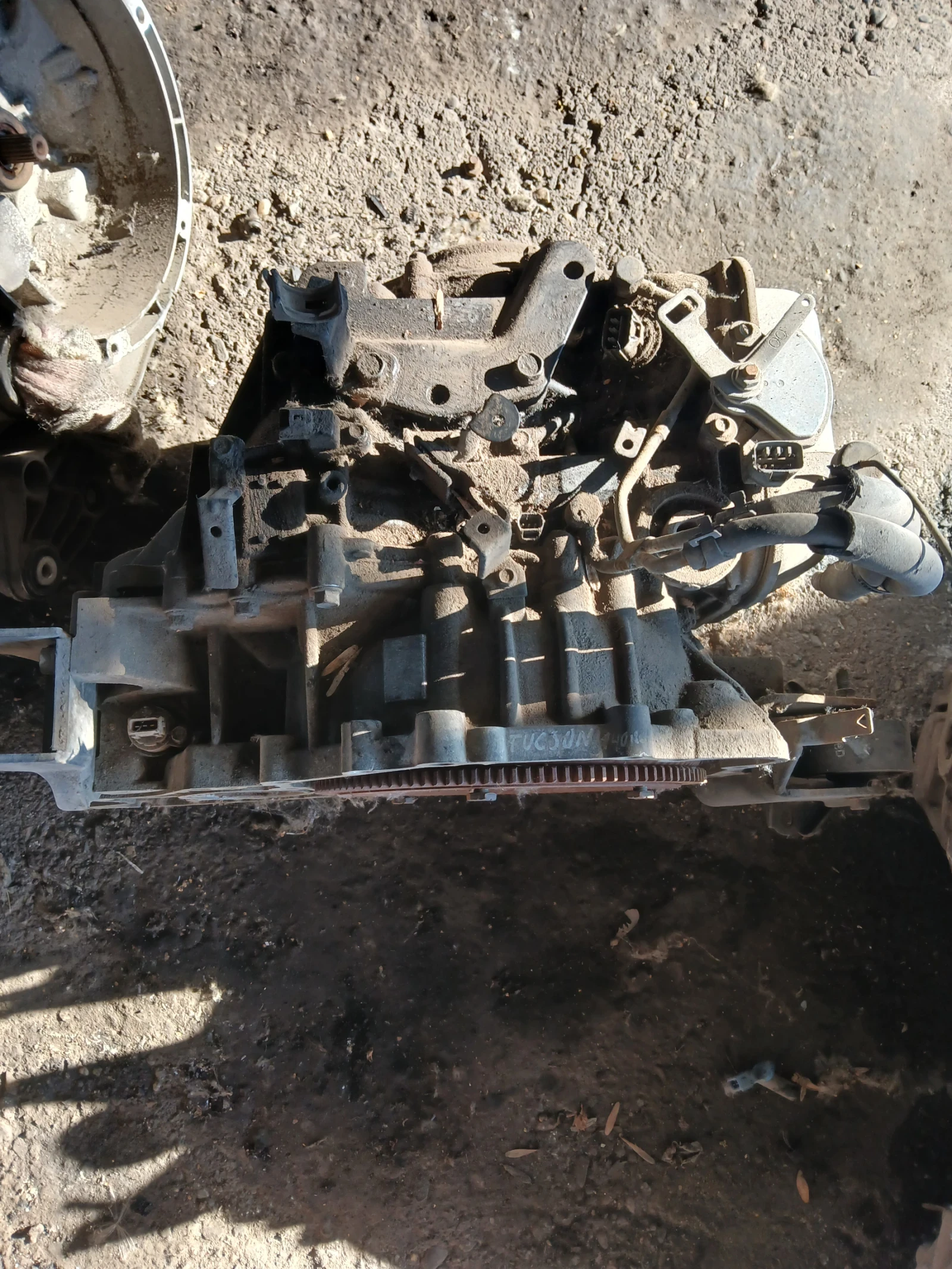 Скорости Автоматични Hundai Tucson 2006г, снимка 2 - Части - 55272982