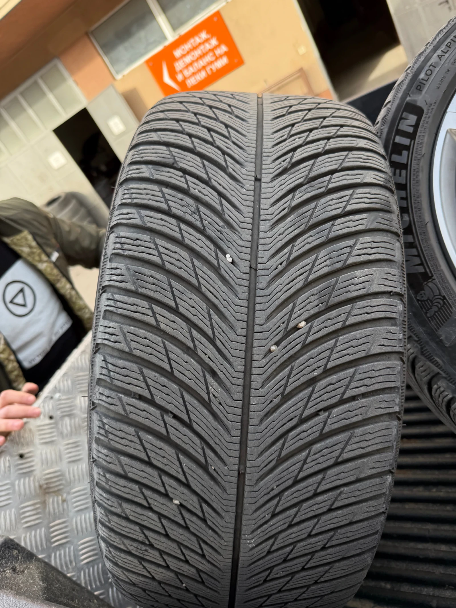 ���� � ������ 265/35R19 �� BMW M8 | Mobile.bg � ����������� 5