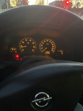 Opel Astra, снимка 6